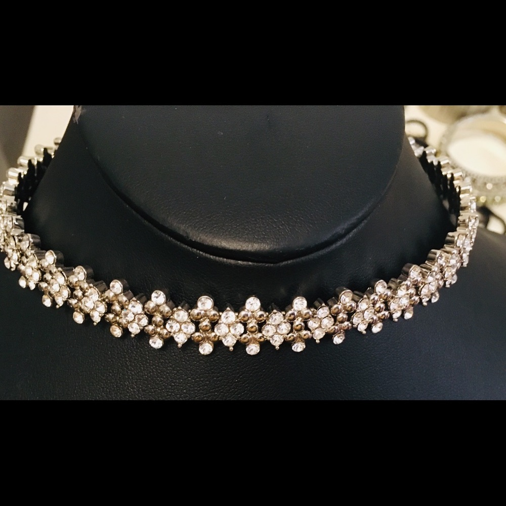 NineWest Rhinestone adjustable Choker